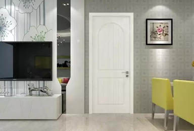 实木烤漆门哪种材质比较好？